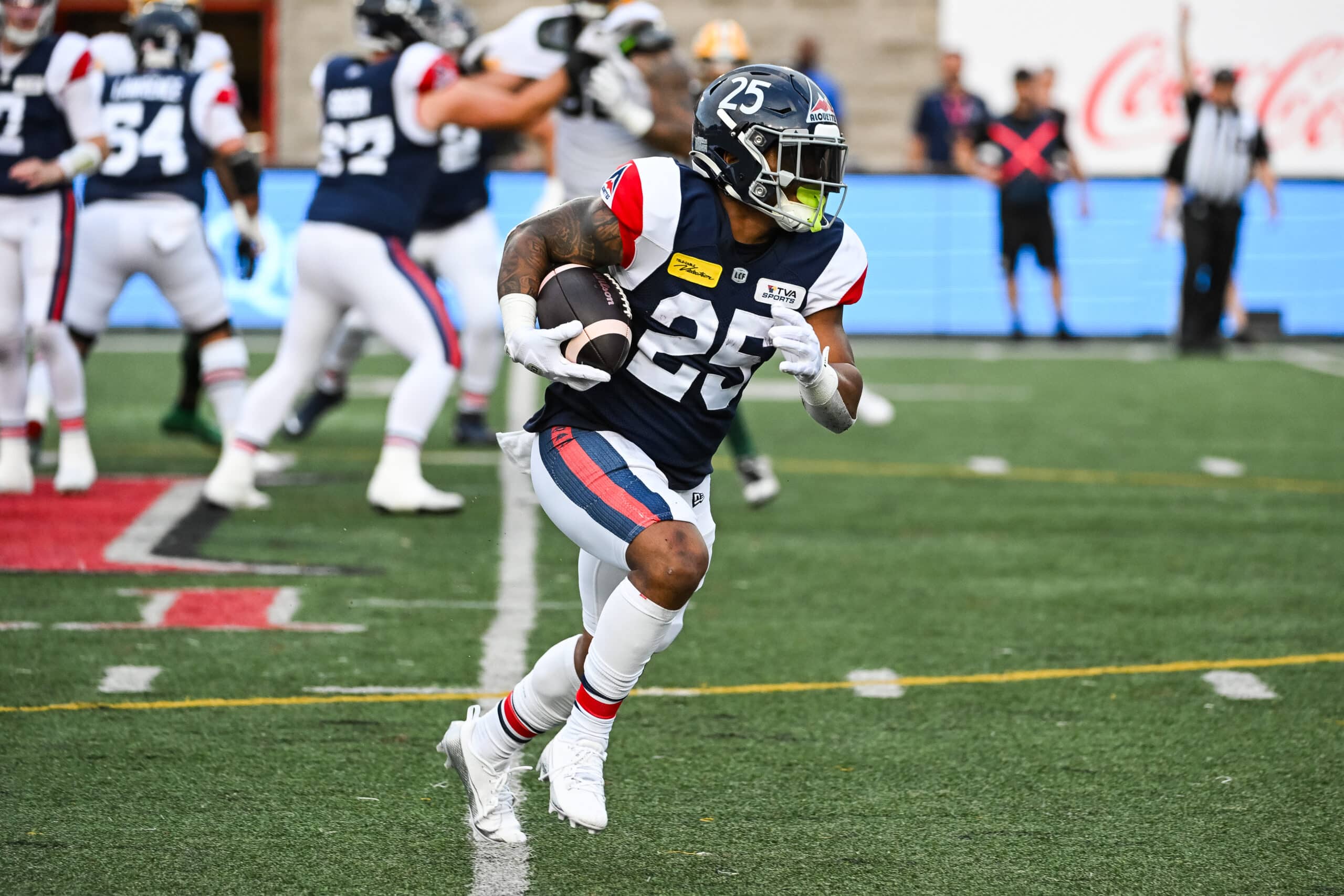 MONTREAL, QC - AUGUST 25: Montreal Alouettes running back Walter Fletcher (25) runs the ball during the Edmonton Elks versus the Montreal Alouettes game on August 25, 2024, at Percival Molson Memorial Stadium in Montreal, QC (Photo by David Kirouac/Icon Sportswire via Getty Images)